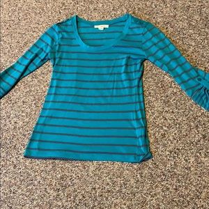 3/4 sleeve Striped shirt with button sleeves